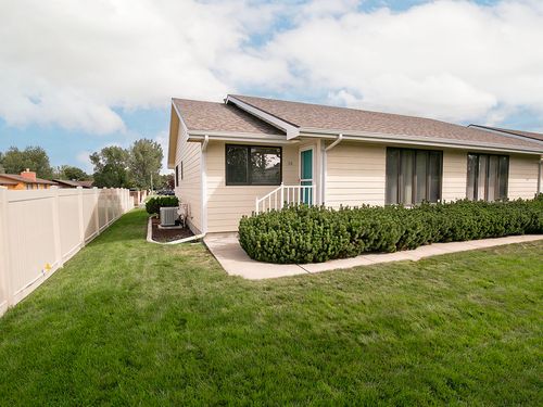 24 31st St W, Billings, MT, 59102-6615 | Card Image