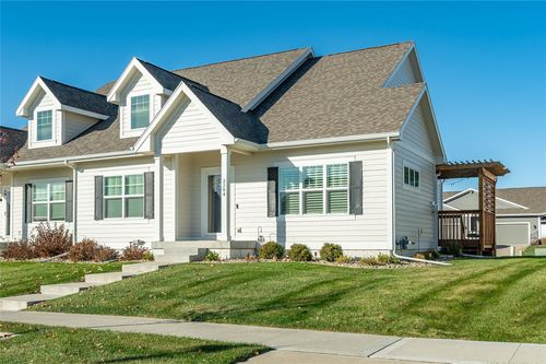 2204 Sw Westwood St, Ankeny, IA, 50023-7273 | Card Image