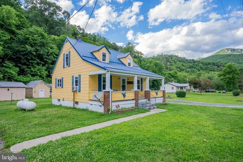 8472 N Fork Hwy, CABINS, WV, 26855-8590 | Card Image