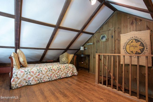 Loft Room | Image 41