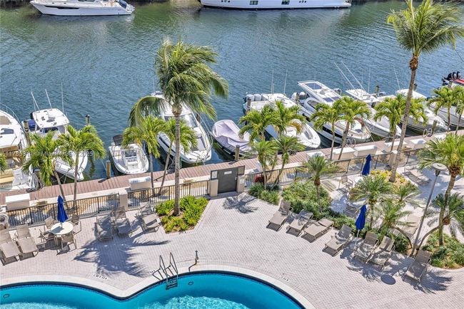 APT-624 - 90 Edgewater Dr, Condo with 2 bedrooms, 3 bathrooms and null parking in Coral Gables FL | Image 36