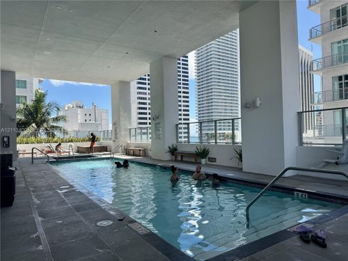2105-227 Ne 2nd St, Miami, FL, 33132 | Card Image