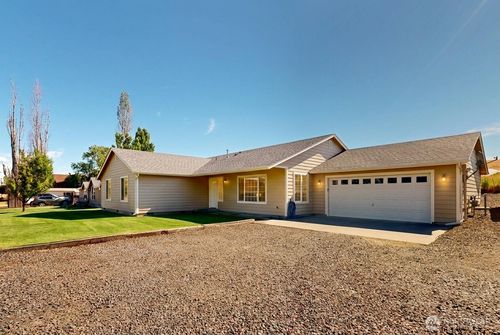 107 S Hill St, Weston, OR, 97886-5092 | Card Image