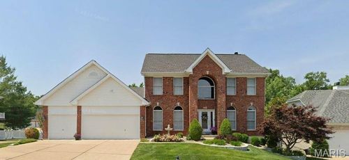 4960 Sunset Oaks Ln, Saint Louis, MO, 63128-3856 | Card Image