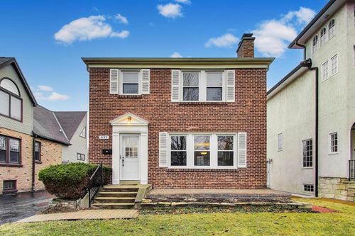 627 Pleasant Ave, Highland Park, IL, 60035-4805 | Card Image