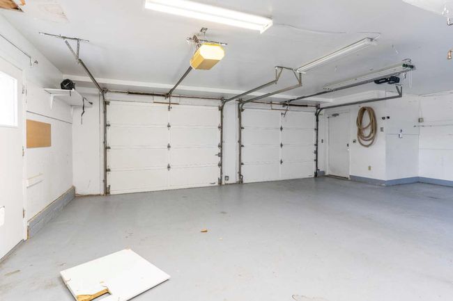1008 Shawnee Dr Sw, House other with 3 bedrooms, 4 bathrooms and 6 parking in Calgary AB | Image 39