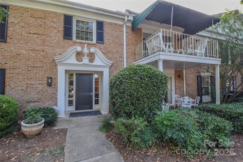 8333 Meadow Lakes Dr, Charlotte, NC, 28210-5139 | Card Image