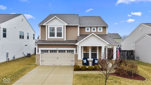 6740 Shooting Star Dr, Whitestown, IN, 46075-6213 | Card Image