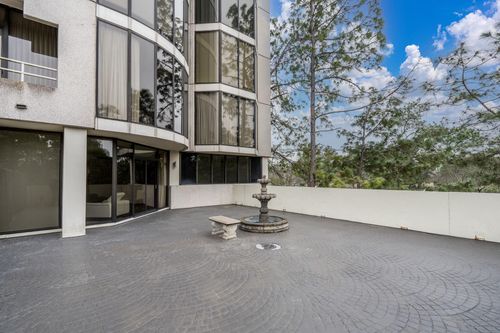 unit-4a-150 Gessner Rd, Houston, TX, 77024-6138 | Card Image