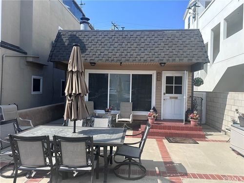 920 W Balboa Blvd, Newport Beach, CA, 92661-1002 | Card Image