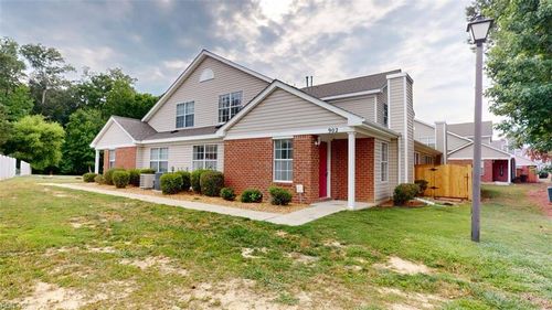 902 Miller Creek Ln, Newport News, VA, 23602-9473 | Card Image