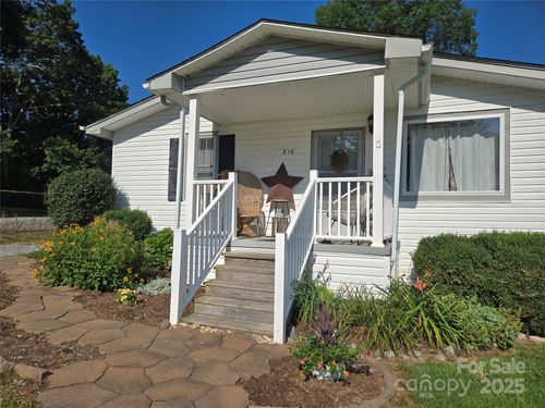 310 E Walker Ext, East Flat Rock, NC, 28726-2213 | Card Image