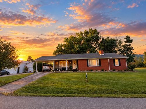 118 Greenway Rd, Stanton, KY, 40380-2157 | Card Image
