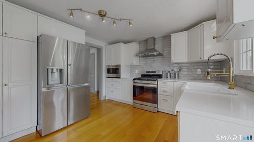 444 Highland Street Streets, Wethersfield, CT, 06109 | Card Image
