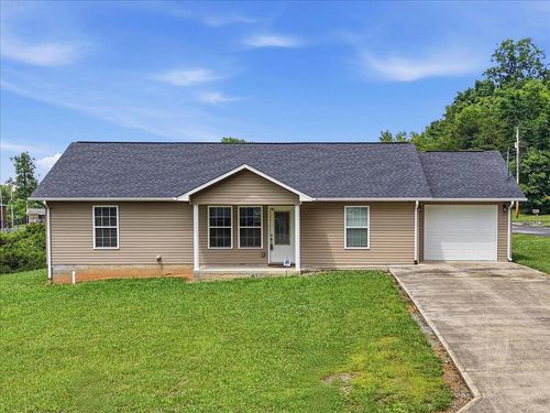 555 Shellbark Rd, Newport, TN, 37821-4456 | Card Image