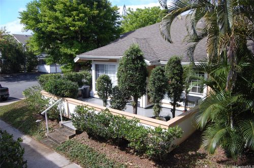 14d-504 Mananai Pl, Honolulu, HI, 96818-5337 | Card Image