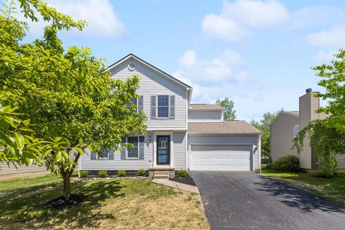 7910 Waggoner Run Dr, Blacklick, OH, 43004-9017 | Card Image