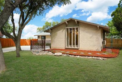 2239 Orange Blossom Street, House other with 3 bedrooms, 2 bathrooms and null parking in San Antonio TX | Image 3