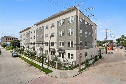 301-2100 Saint Thomas St, New Orleans, LA, 70130-4971 | Card Image
