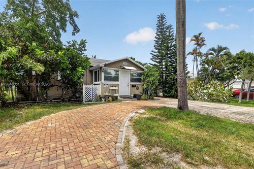 2315 Johnson St, Hollywood, FL, 33020-3914 | Card Image