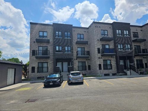 23-600 Victoria St S, Kitchener, ON, N2M0C3 | Card Image