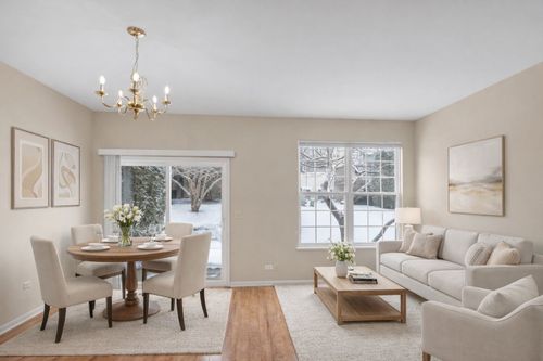 573 Telluride Dr, Gilberts, IL, 60136-4020 | Card Image