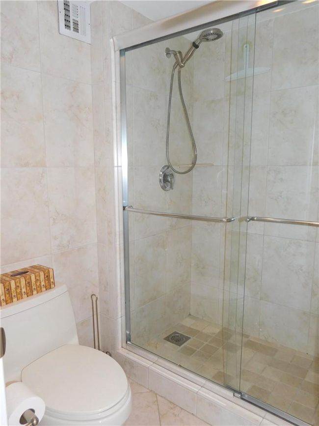 SHOWER | Image 29