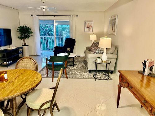 apt-7-69-18081 Se Country Club Dr, Jupiter, FL, 33469-1275 | Card Image