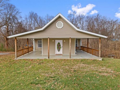 937 River Rd, Central City, KY, 42330-3003 | Card Image