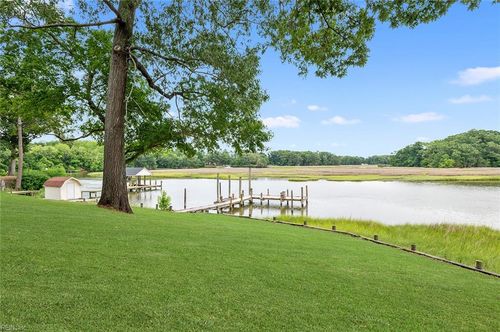 5286 Bennetts Pasture Rd, Suffolk, VA, 23435-1412 | Card Image