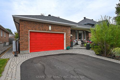 {{alt}} | Card Image