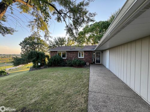 2657 Clearview Heights Rd, Fort Madison, IA, 52627-9537 | Card Image