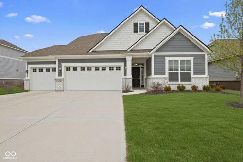 11406 Wicker Ln, Noblesville, IN, 46060-9426 | Card Image