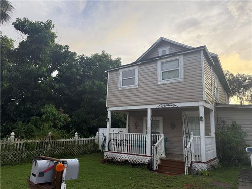 658 Hudson St, Kissimmee, FL, 34741-6206 | Card Image