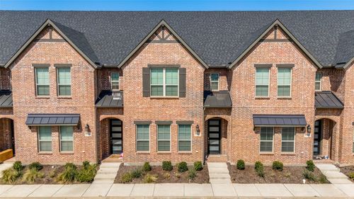 12943 Wymeth Dr, Farmers Branch, TX, 75234-4889 | Card Image