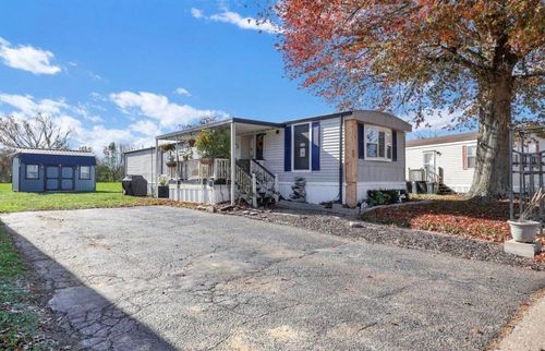 42 Deerpath St, Chillicothe, OH, 45601-1831 | Card Image