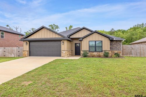 16030 Crossing Circle, Lindale, TX, 75771 | Card Image