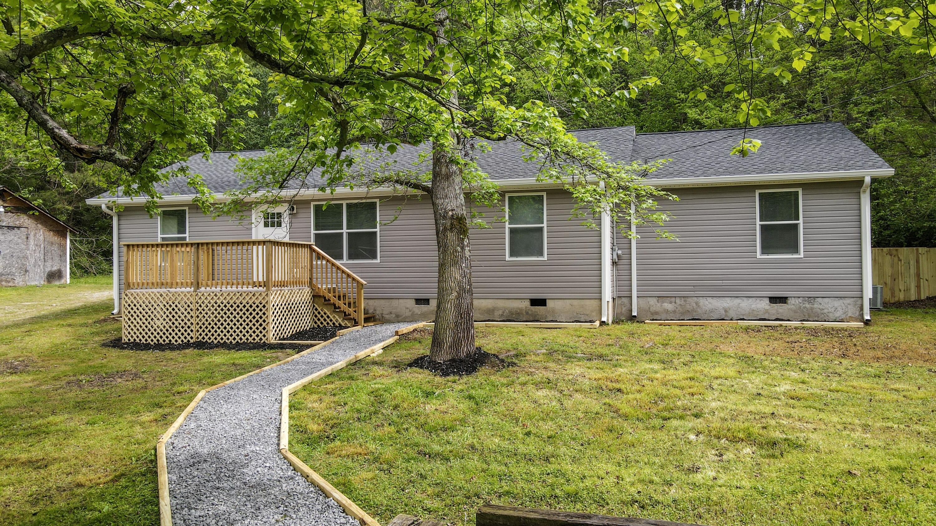 Green Shanty Rd, Ooltewah, TN 37363