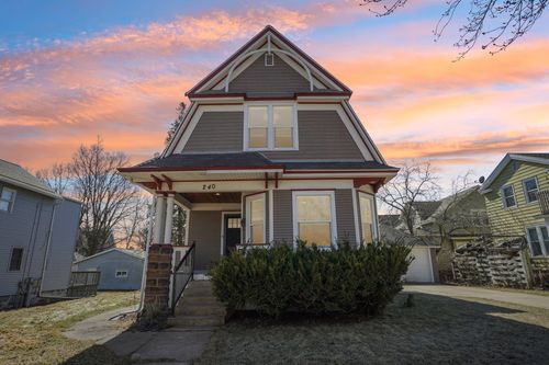 240 3rd St, Reedsburg, WI, 53959-1620 | Card Image