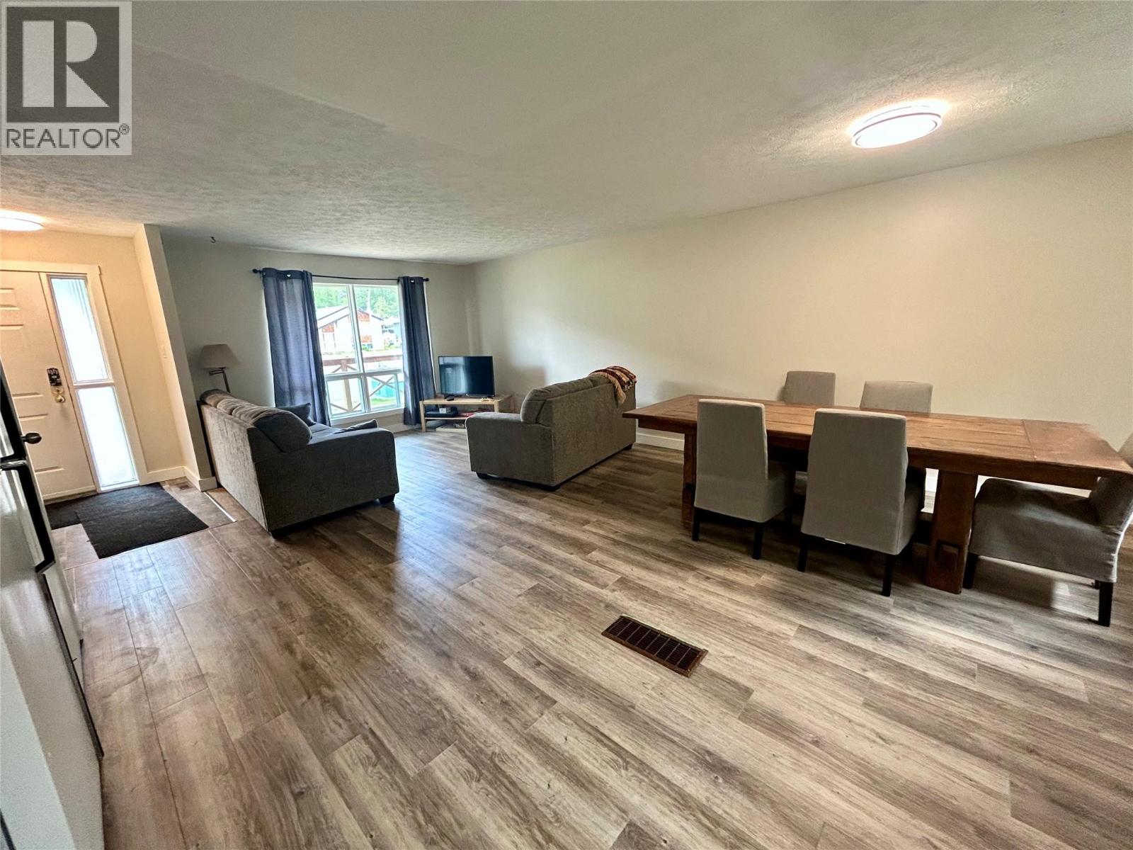 Residential in Tumbler Ridge 2