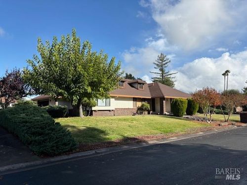 255 Tamara Way, Windsor, CA, 95492-9283 | Card Image