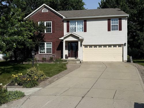 10706 Sunburst Ct, Noblesville, IN, 46060-7595 | Card Image