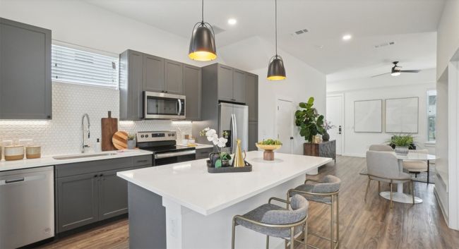 APT-1303 - 2205 N Bonnie Brae St, House other with 3 bedrooms, 3 bathrooms and null parking in Denton TX | Image 6