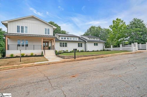 2 Dahlglen Ave, Greenville, SC, 29607-3336 | Card Image