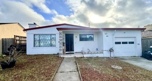 202 Wicklow Dr, South San Francisco, CA, 94080-1049 | Card Image