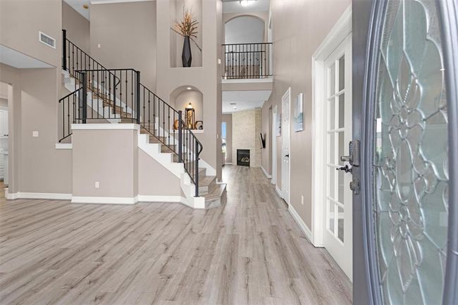 11592 Grandview Dr, House other with 4 bedrooms, 5 bathrooms and 3 parking in Montgomery TX | Image 4