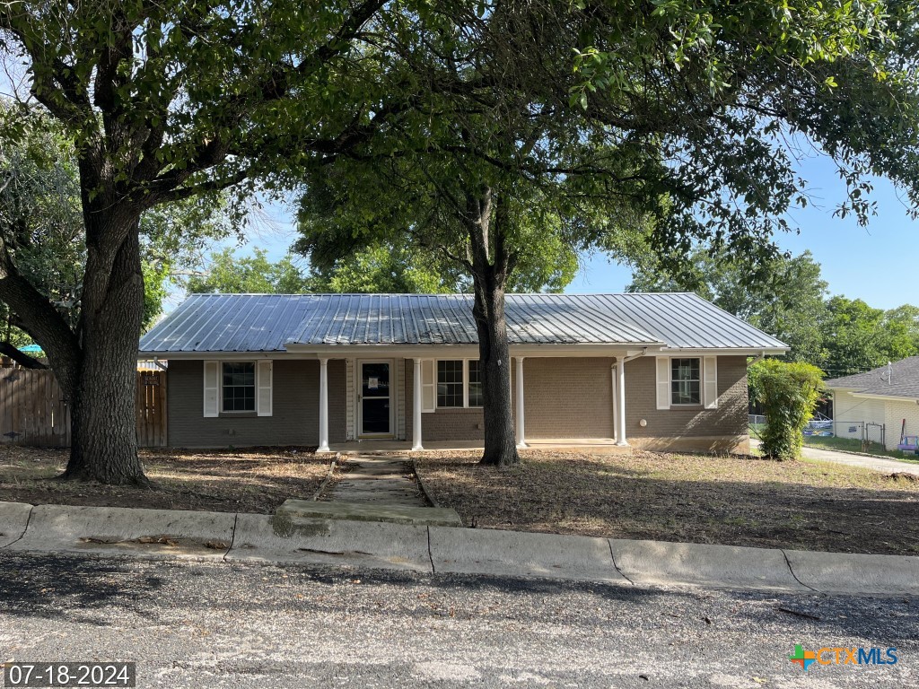 Avenue A , Lampasas, TX 76550