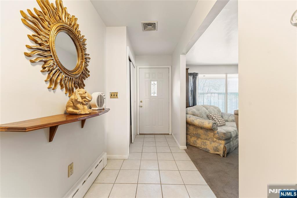 Residential in Par-troy Hills Twp. 5