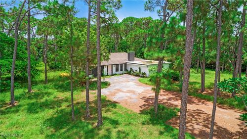 6640 Trail Blvd, NAPLES, FL, 34108-2903 | Card Image