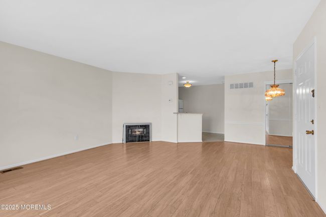 102 - 113 Lareine Ave, Condo with 1 bedrooms, 1 bathrooms and null parking in Bradley Beach NJ | Image 9